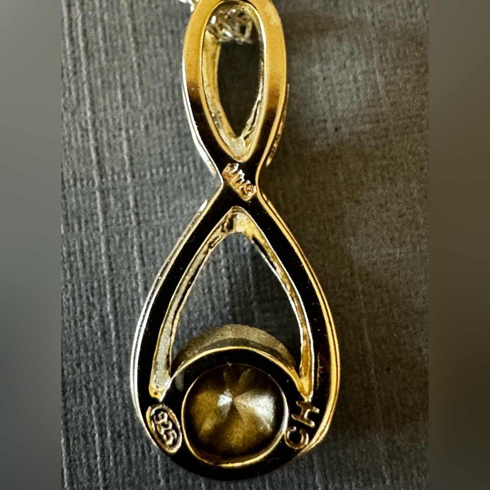Sterling Silver Necklace with Amethyst Pendant - Picture 6 of 9
